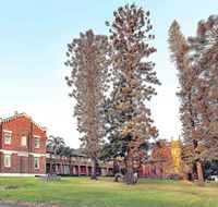 Mercure Monte Pio Hotel  Conference Ctr - Tourism Bookings