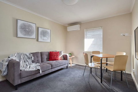 Elphin Villas - Events Australia 1