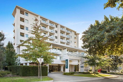 Adina Serviced Apts Canberra Dickson - Accommodation Europe 2