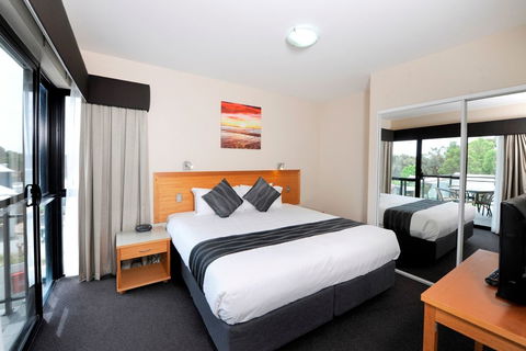 Assured Ascot Quays Apartment Hotel - Events Australia 2