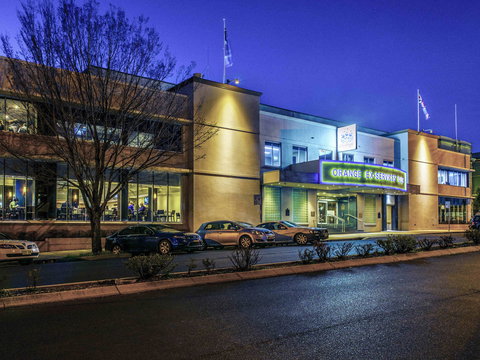 Mercure Orange - Tourism Bookings 1