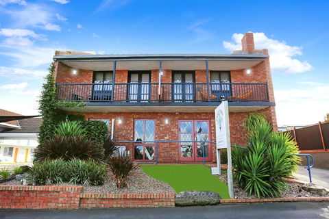 Tudor Motor Inn - Tourism Bookings 0