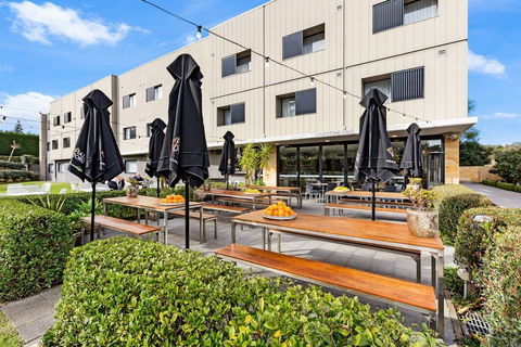 Miramare Gardens Boutique Accommodation - Tourism Bookings 0