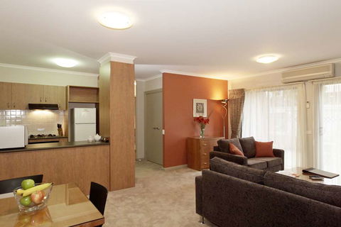 Ringwood Royale Apartment Hotel - Events Australia 11
