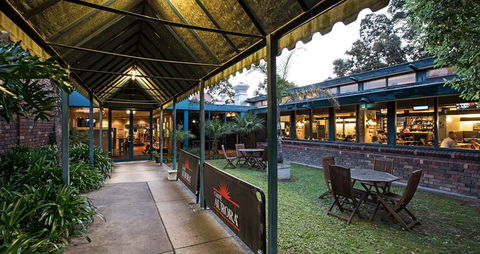 Burvale Hotel - Events Australia 8