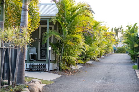 Barney Beach Accommodation Centre - Events Australia 0