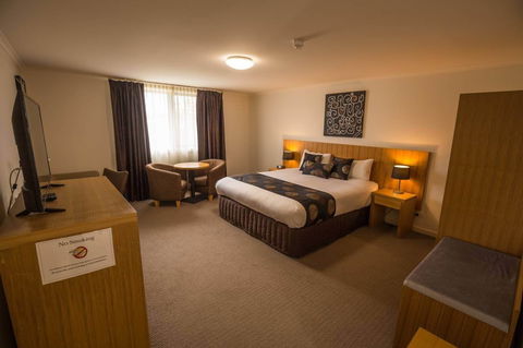 Bairnsdale International - Accommodation Europe 2