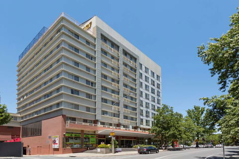 Nesuto Canberra Apartment Hotel - Events Australia 0