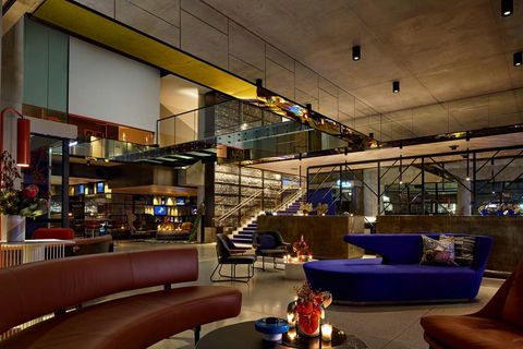 QT Melbourne - Tourism Bookings 2