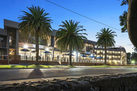 North Pier Hotel Cowes - Events Australia 0