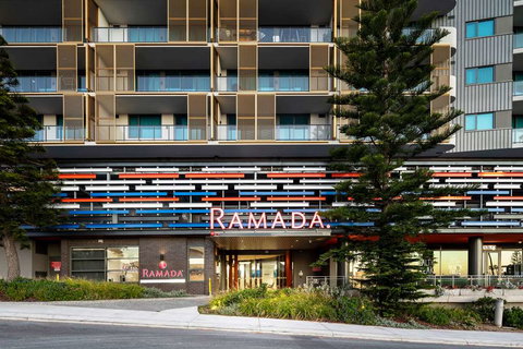 Ramada VetroBlu Scarborough Beach - Events Australia 0
