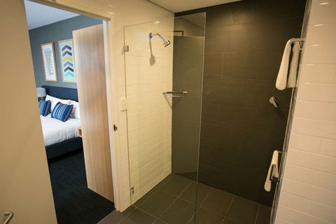 Alpha Hotel Eastern Creek - Events Australia 1