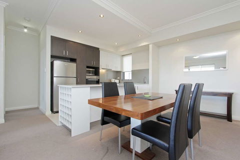 Zappeion Apartments - Events Australia 1