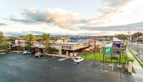 Boomerang Hotel - Events Australia 1