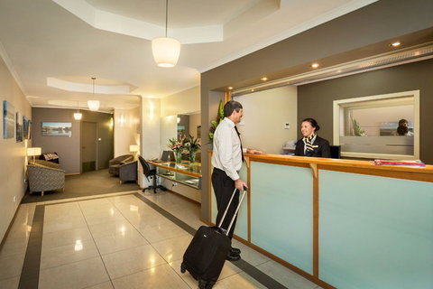 Quest Waterfront Serviced Apartments - Events Australia 1