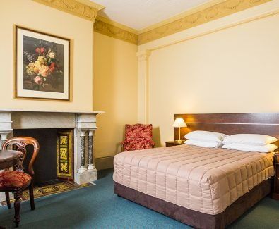 Avonmore on the Park - Accommodation Europe 0