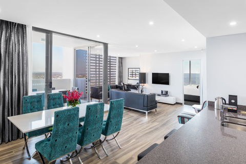 Meriton Suites Chatswood - Tourism Bookings 1
