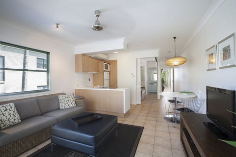 Port Douglas Apartments - Events Australia 1