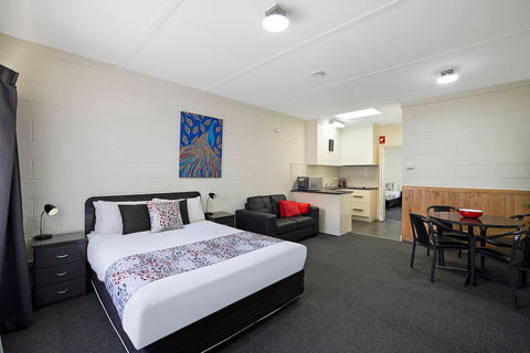 Hamilton Lakeside Motel - Events Australia 10