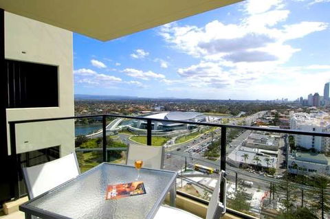 Mantra Broadbeach On The Park - Events Australia 1