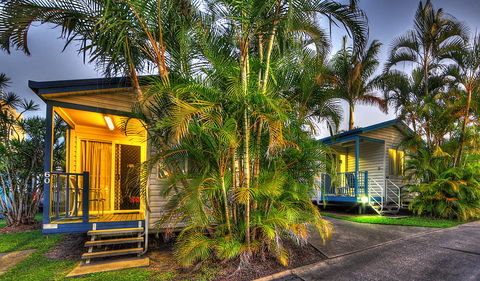 Alex Beach Cabins & Tourist Park - Events Australia 0