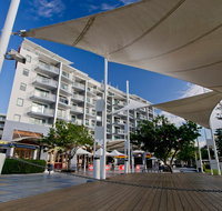 Oaks Waterfront Resort - Events Australia