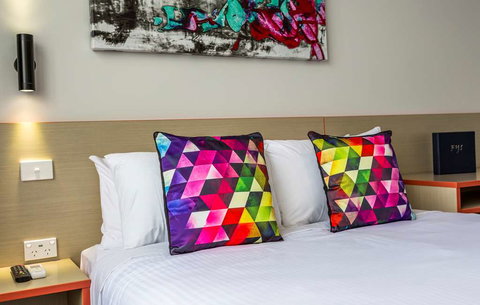 Nightcap at Ashley Hotel - Events Australia 2