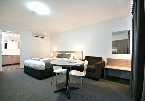 The Aberdeen Motel - Events Australia 0
