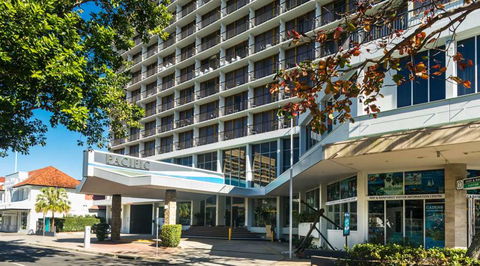Pacific Hotel Cairns - Events Australia 1
