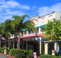 Macrossan House Boutique Holidays Apts - Events Australia