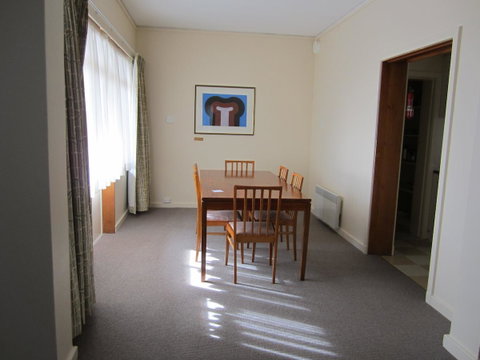 University House - ANU - Tourism Bookings 37