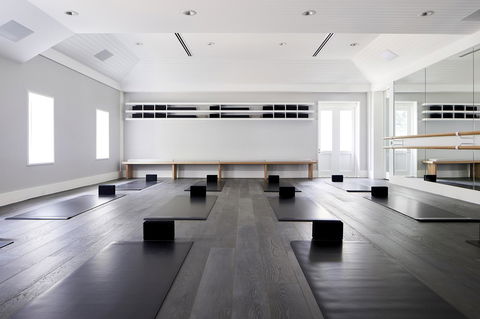 Little National Hotel Canberra - Events Australia 13