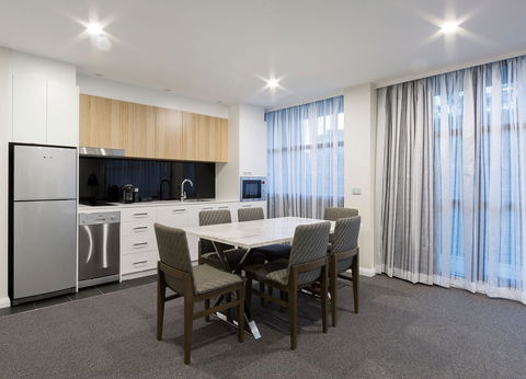 Avenue Hotel Canberra - Tourism Bookings 9