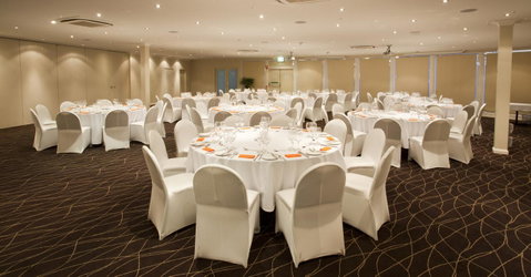 Mercure Canberra - Tourism Bookings 38