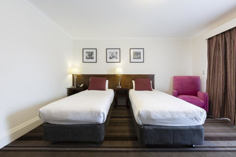 Mercure Canberra - Tourism Bookings 9