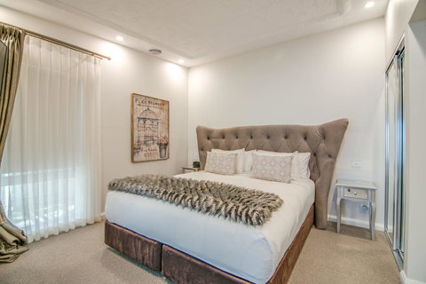 De Russie Boutique Hotel - Events Australia 8