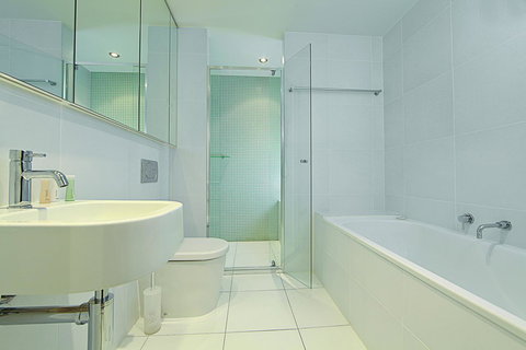 Trieste 4 - Accommodation Europe 24