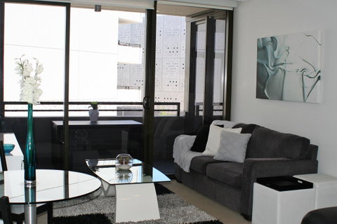 Modern Executive Apt@Barton*1BR*WiFi*Gym*Secure Parking*Canberra - Tourism Bookings 0