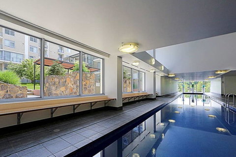 Spacious 1BR Stylish New Acton Apartment +Parking - Accommodation Europe 25