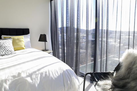 Kui Manhattan 2 - Tourism Bookings 12