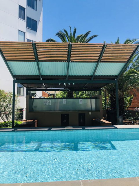 Staying Places - The Avenue - Tourism Bookings 4