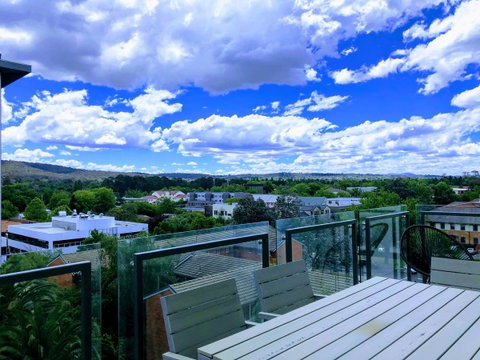 Staying Places - The Avenue - Tourism Bookings 17