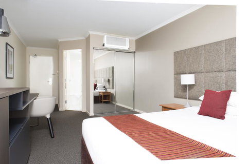 Mantra On Northbourne - Tourism Bookings 16