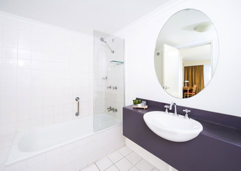 Mantra On Northbourne - Tourism Bookings 14