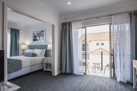 Marina Hotel - Tourism Bookings 8