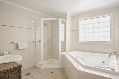 Marina Hotel - Tourism Bookings 2