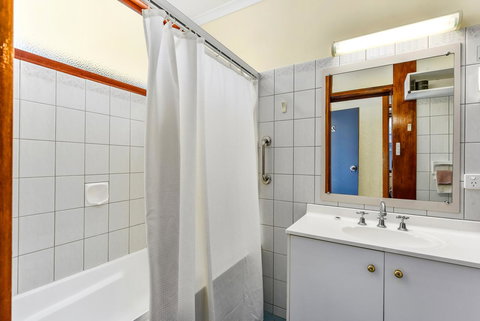 William Macintosh Motor Lodge - Events Australia 22