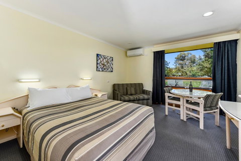 William Macintosh Motor Lodge - Events Australia 17