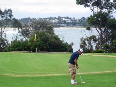 Mollymook Beach Waterfront - Events Australia 18