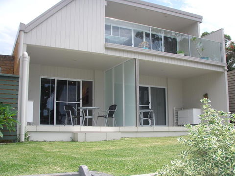 Mollymook Beach Waterfront - Events Australia 14